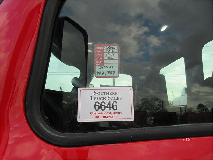 Used 2018 FREIGHTLINER CASCADIA 126