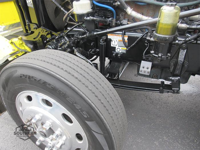 Used 2016 PETERBILT 389