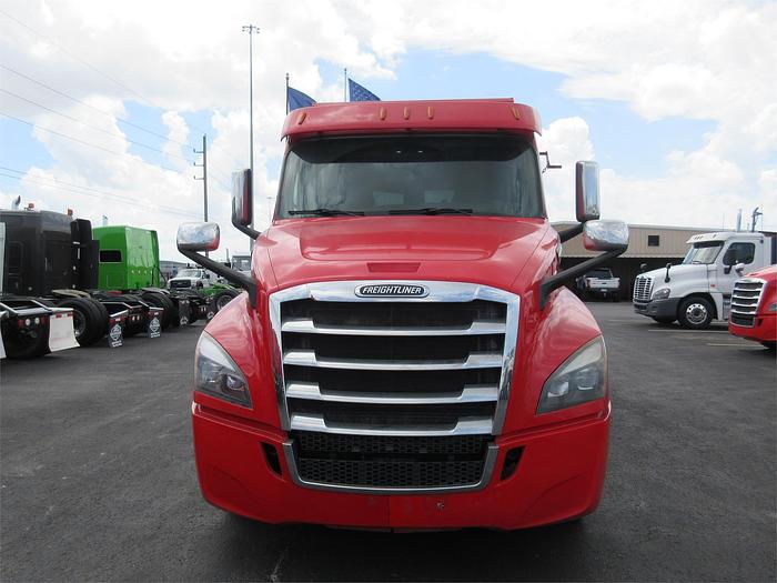 Used 2019 FREIGHTLINER CASCADIA 126