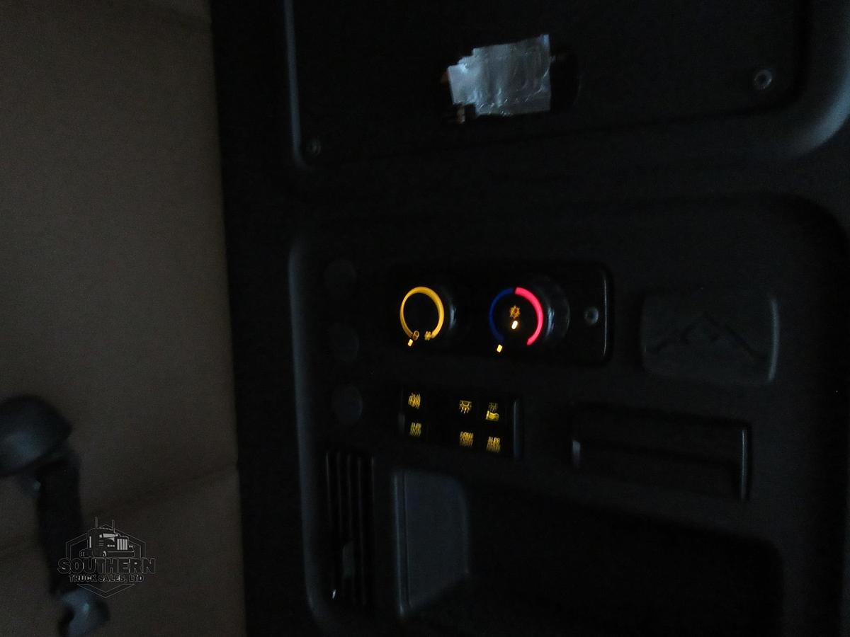 Used 2020 FREIGHTLINER CASCADIA 126