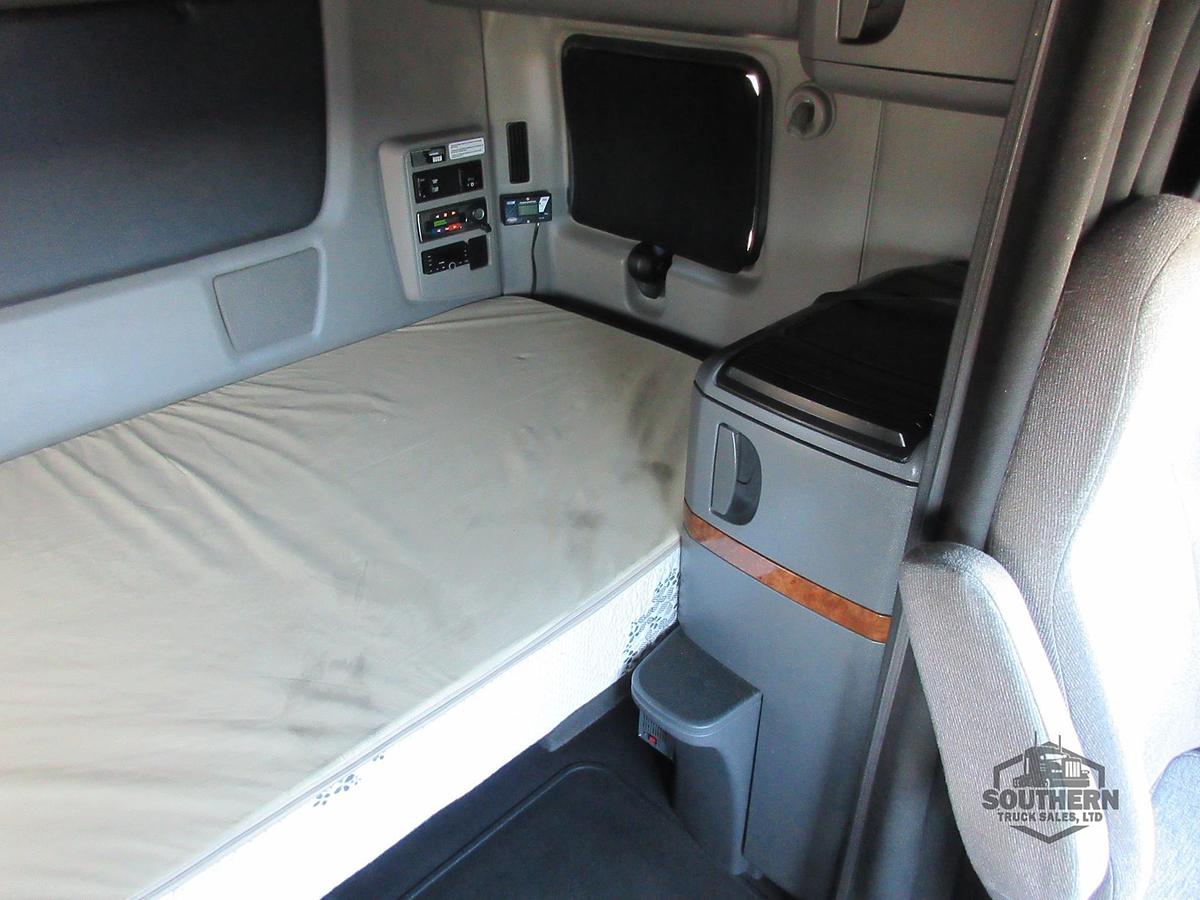 Used 2021 INTERNATIONAL LT