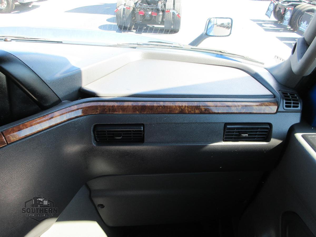Used 2021 INTERNATIONAL LT