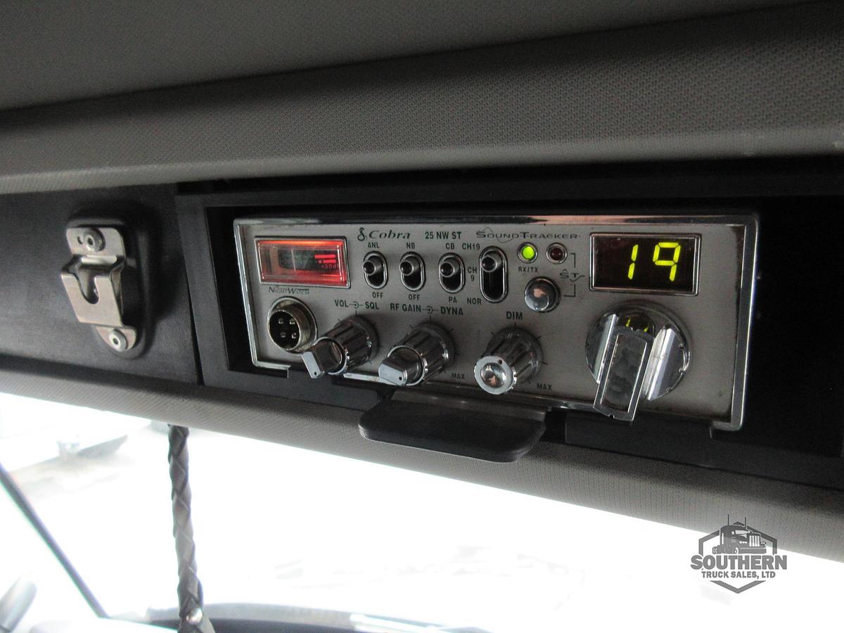 Used 2023 KENWORTH T880