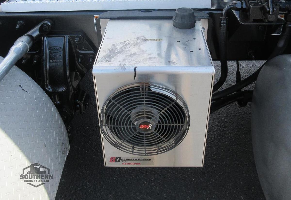 Used 2019 PETERBILT 389