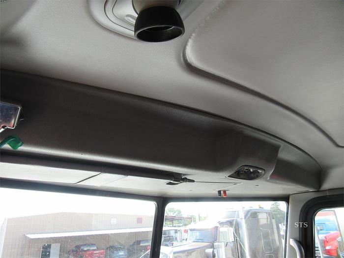 Used 2013 PETERBILT 365