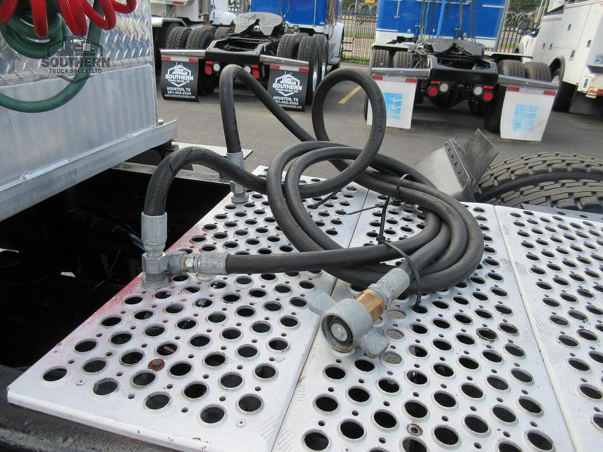 Used 2013 KENWORTH T800