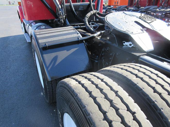 Used 2011 KENWORTH T800