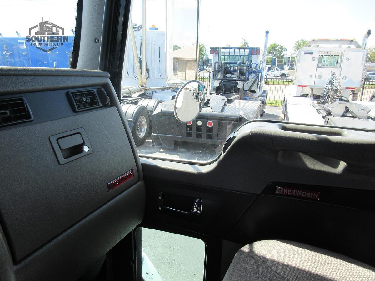 Used 2021 KENWORTH T270
