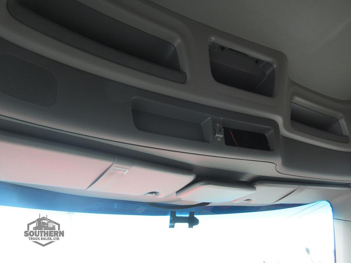 Used 2020 PETERBILT 567