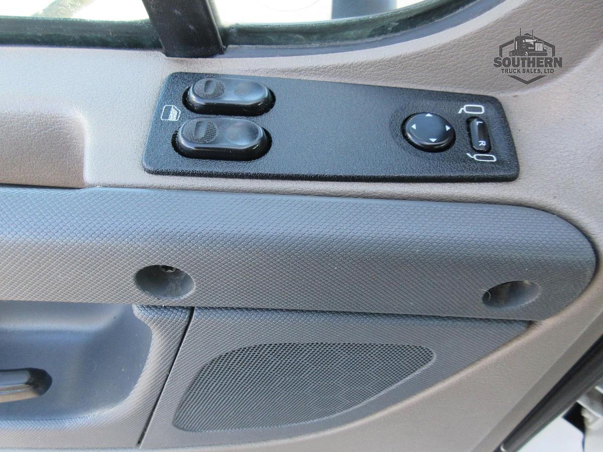 Used 2018 FREIGHTLINER CASCADIA 113