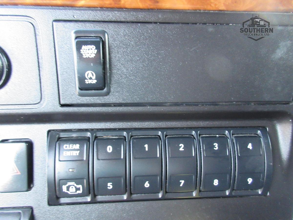 Used 2021 INTERNATIONAL LT
