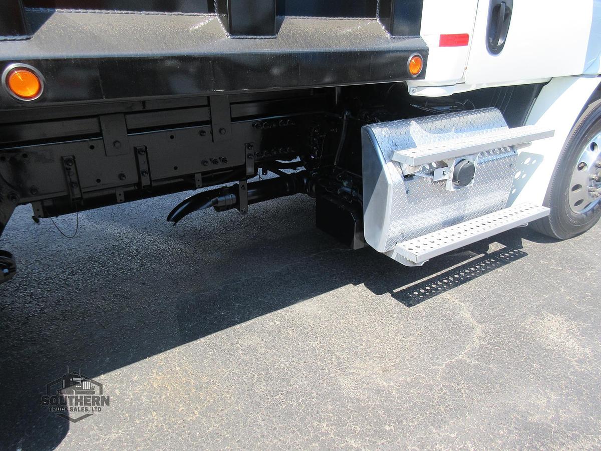 Used 2019 FREIGHTLINER CASCADIA 113