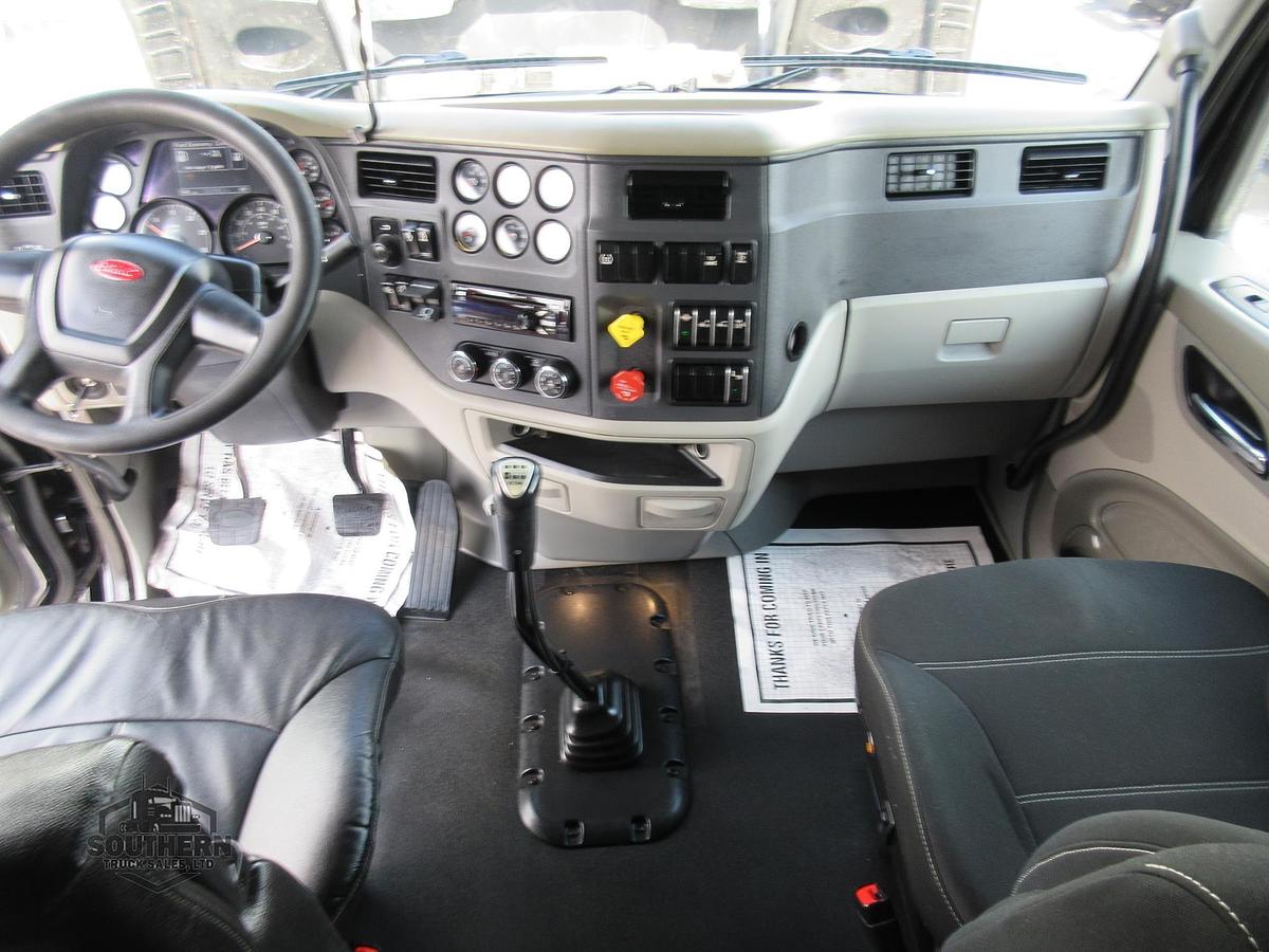 Used 2021 PETERBILT 567