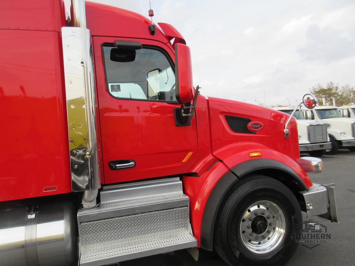 Used 2021 PETERBILT 567