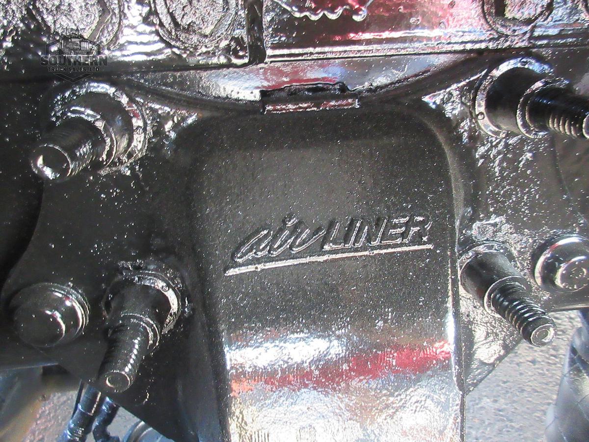 Used 2018 FREIGHTLINER 122SD