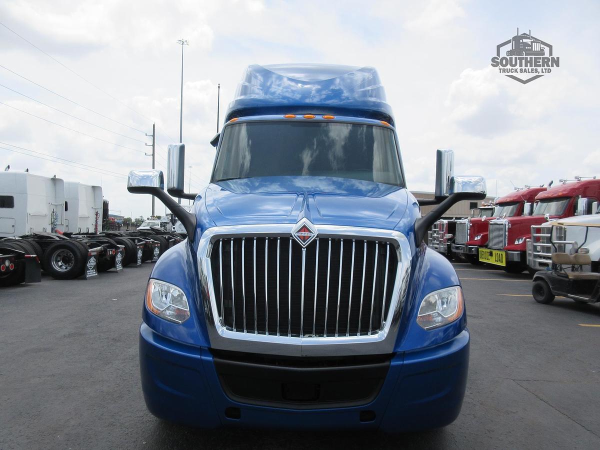 Used 2021 INTERNATIONAL LT