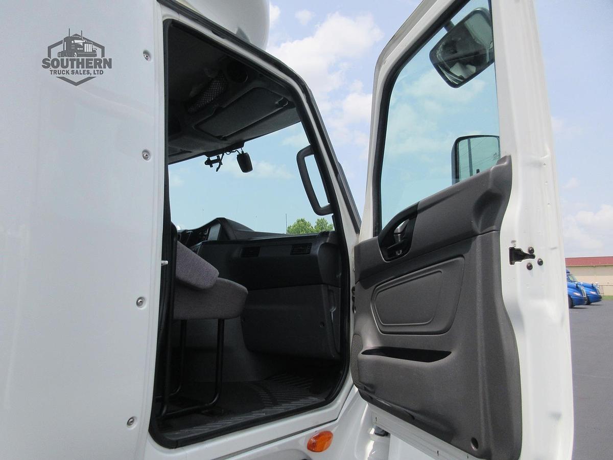 Used 2021 INTERNATIONAL LT