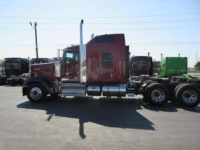 Used 2018 KENWORTH W900