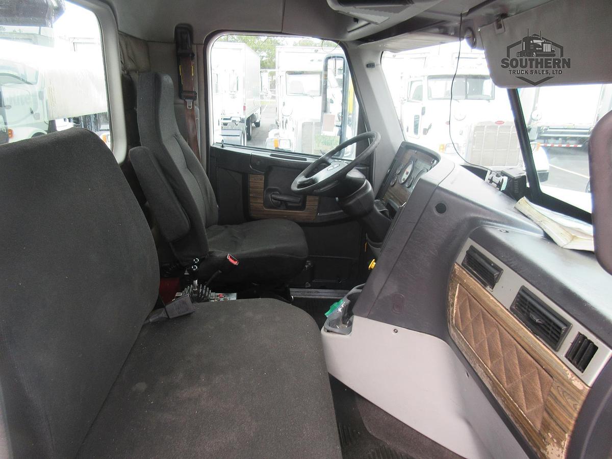 Used 2016 FREIGHTLINER CORONADO 122 SD