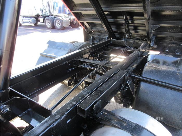 Used 2016 FREIGHTLINER CASCADIA 113