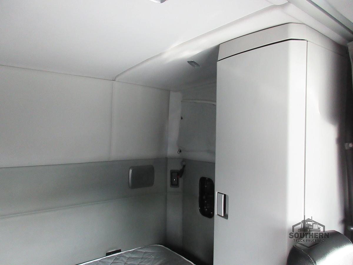 Used 2020 KENWORTH T680