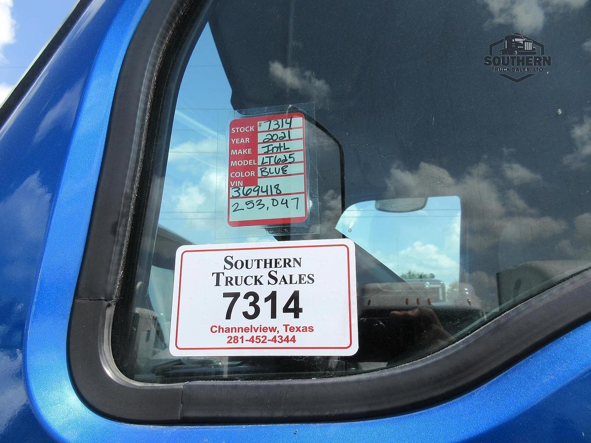 Used 2021 INTERNATIONAL LT