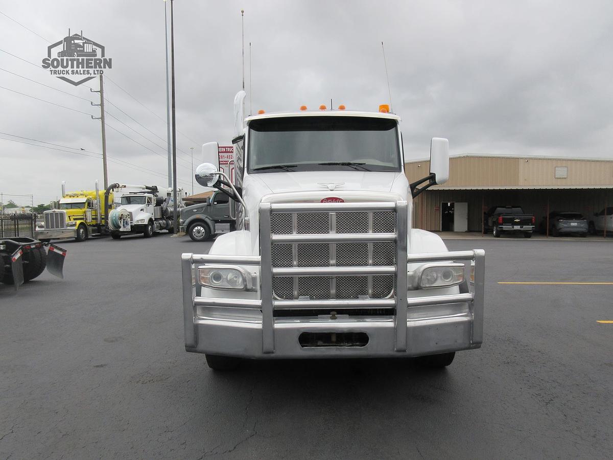 Used 2019 PETERBILT 567