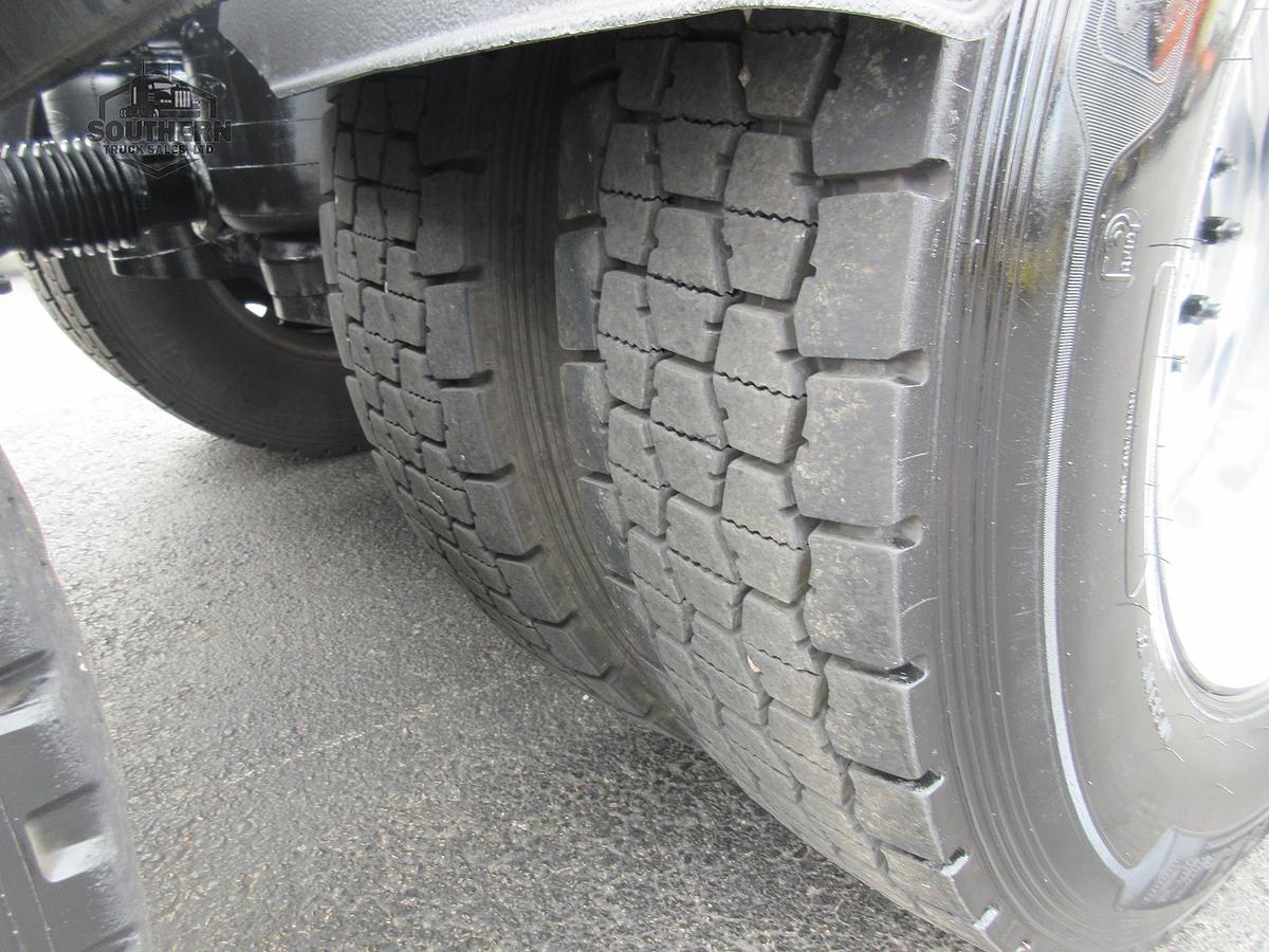 Used 2020 PETERBILT 567