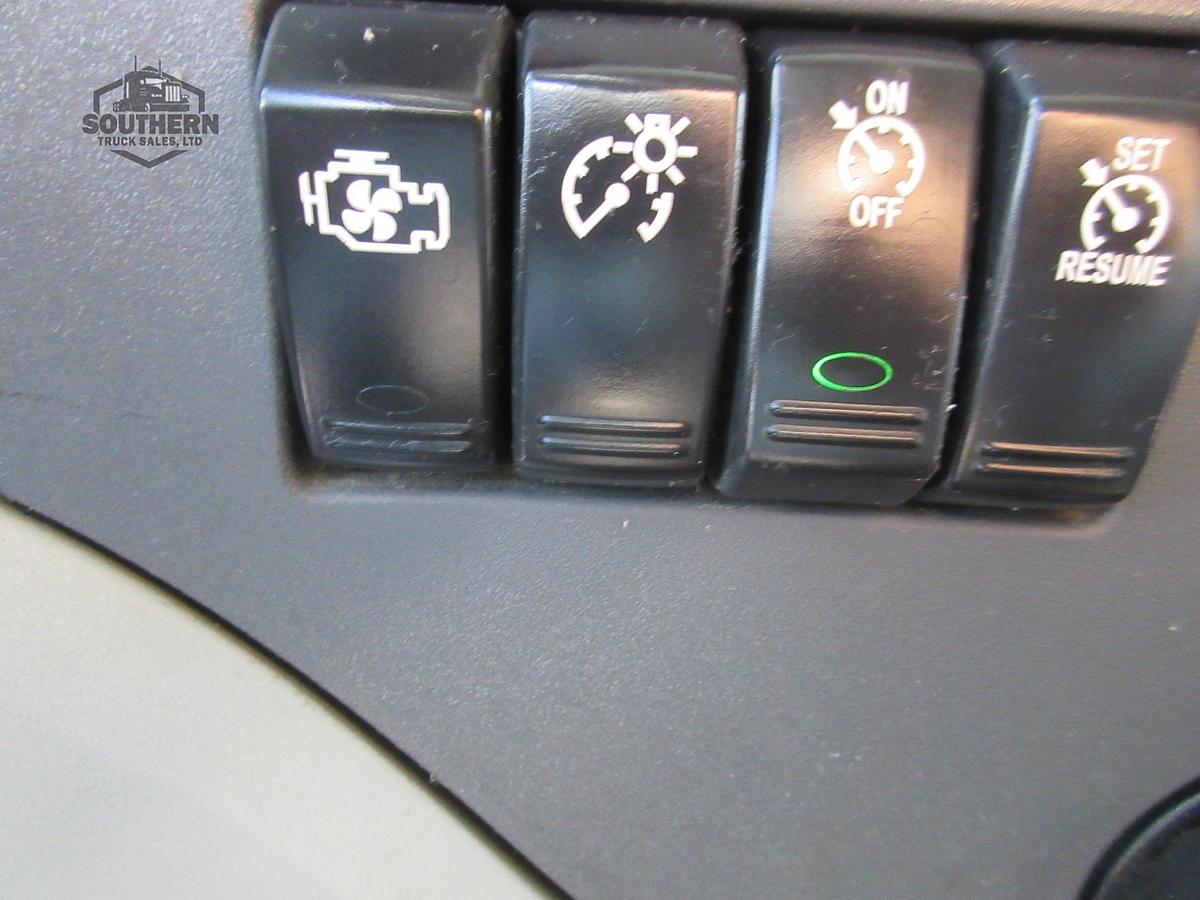 Used 2019 PETERBILT 567