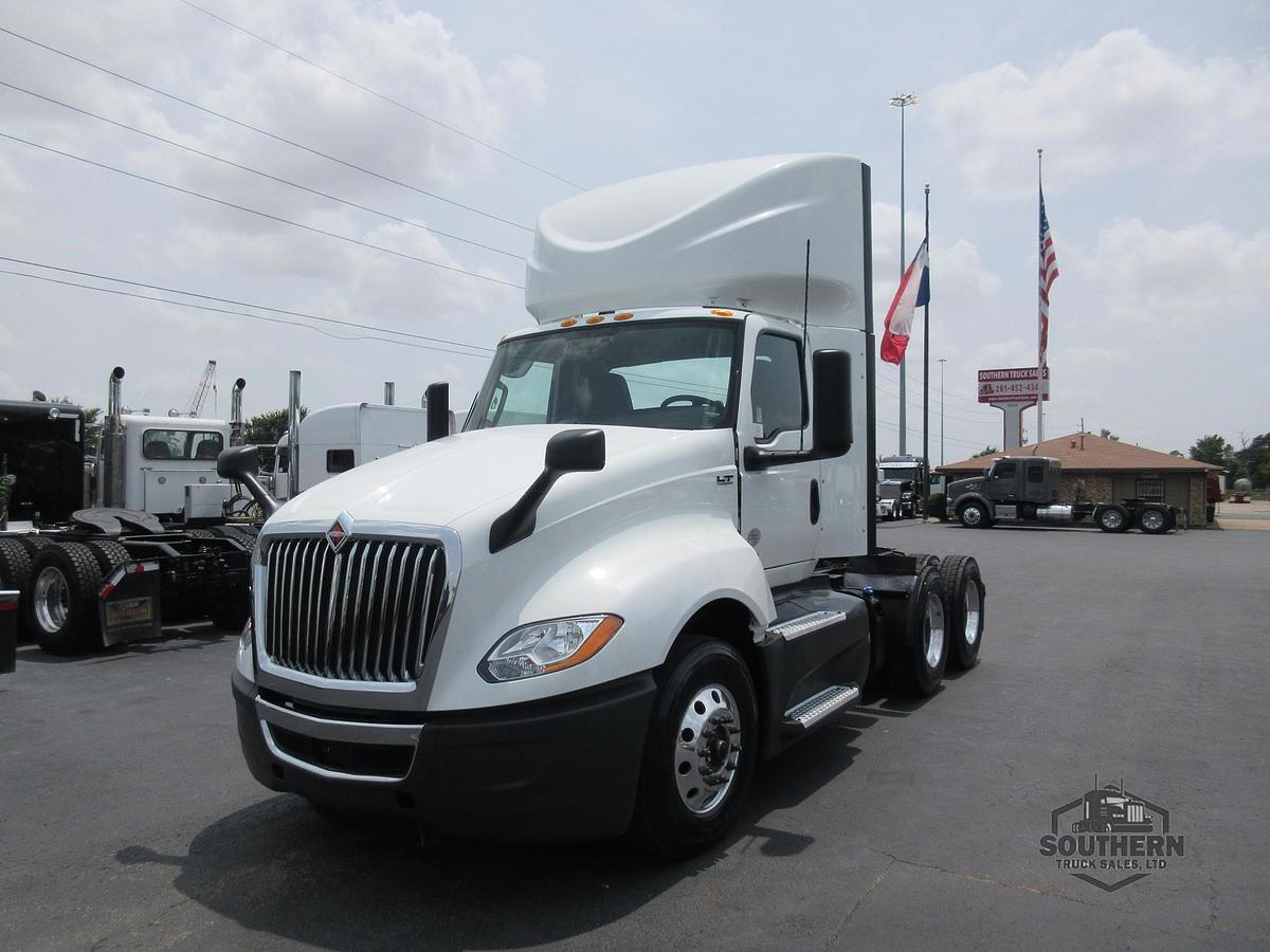 Used 2021 INTERNATIONAL LT
