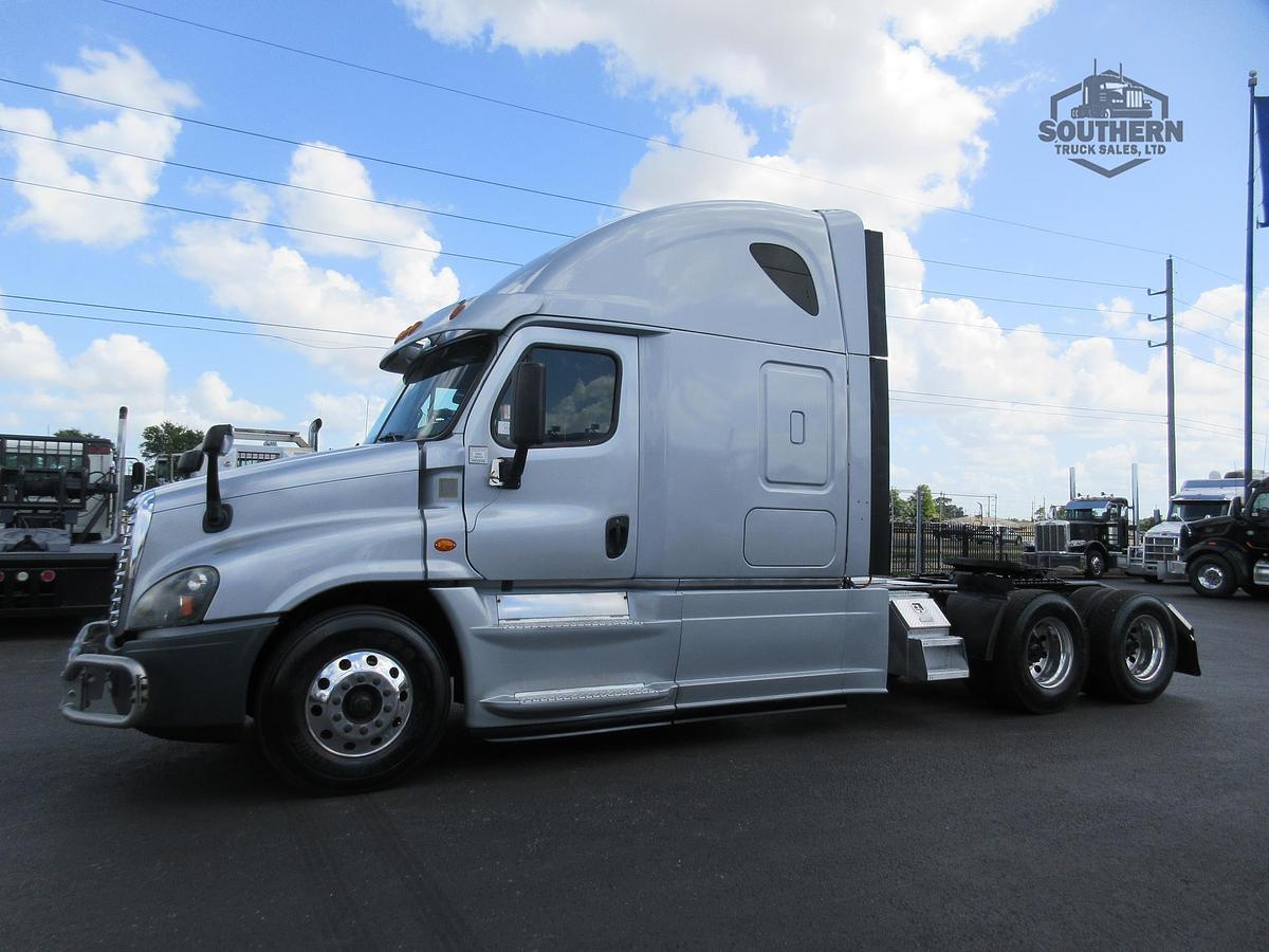 Used 2020 FREIGHTLINER CASCADIA 125