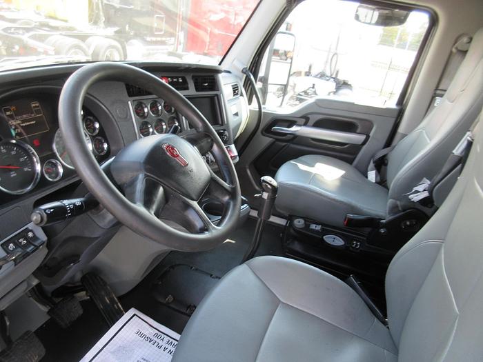 Used 2021 KENWORTH T880