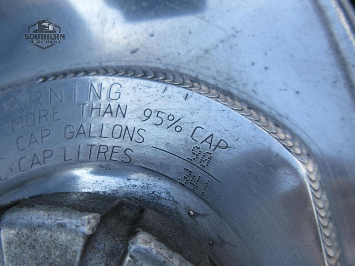 Used 2023 KENWORTH T880