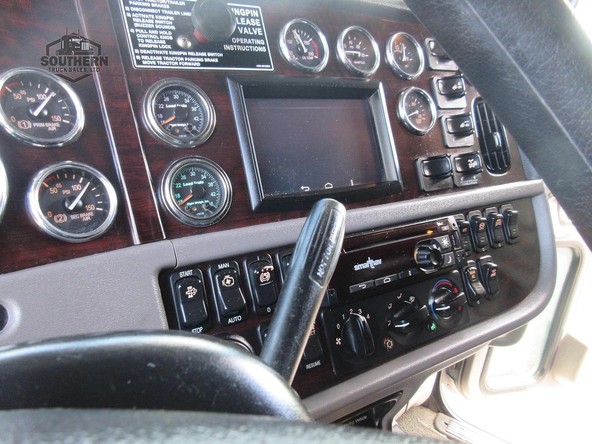 Used 2019 PETERBILT 389