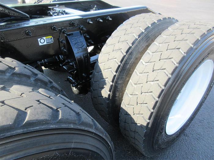 Used 2015 PETERBILT 365