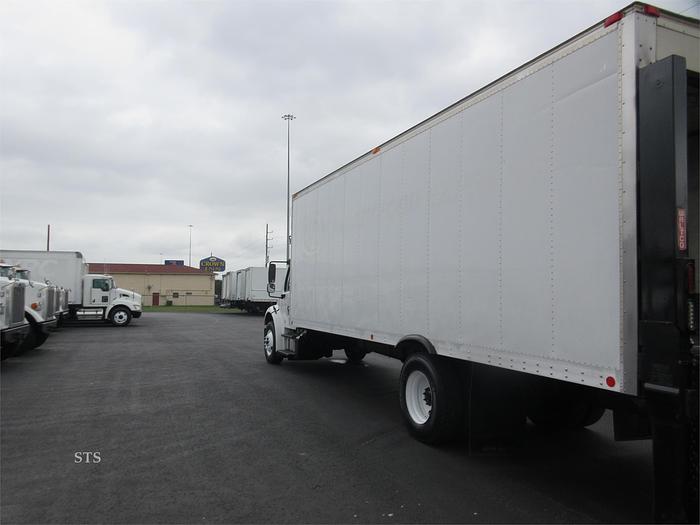 Used 2016 FREIGHTLINER BUSINESS CLASS M2 106