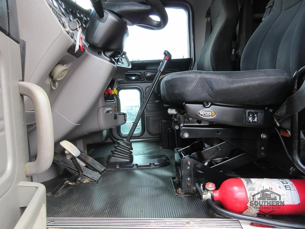 Used 2019 PETERBILT 389