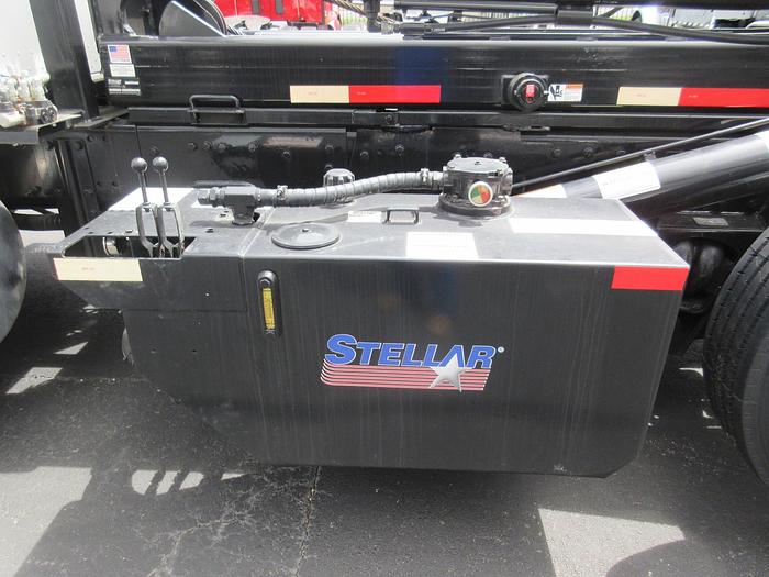 Used 2013 PETERBILT 348