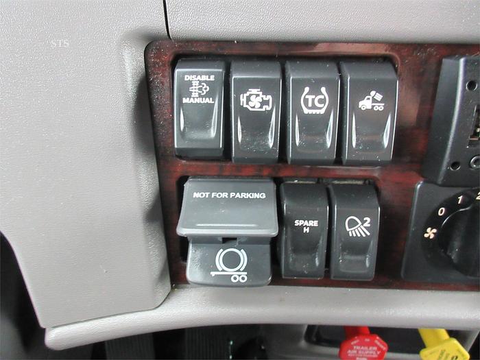 Used 2022 PETERBILT 389