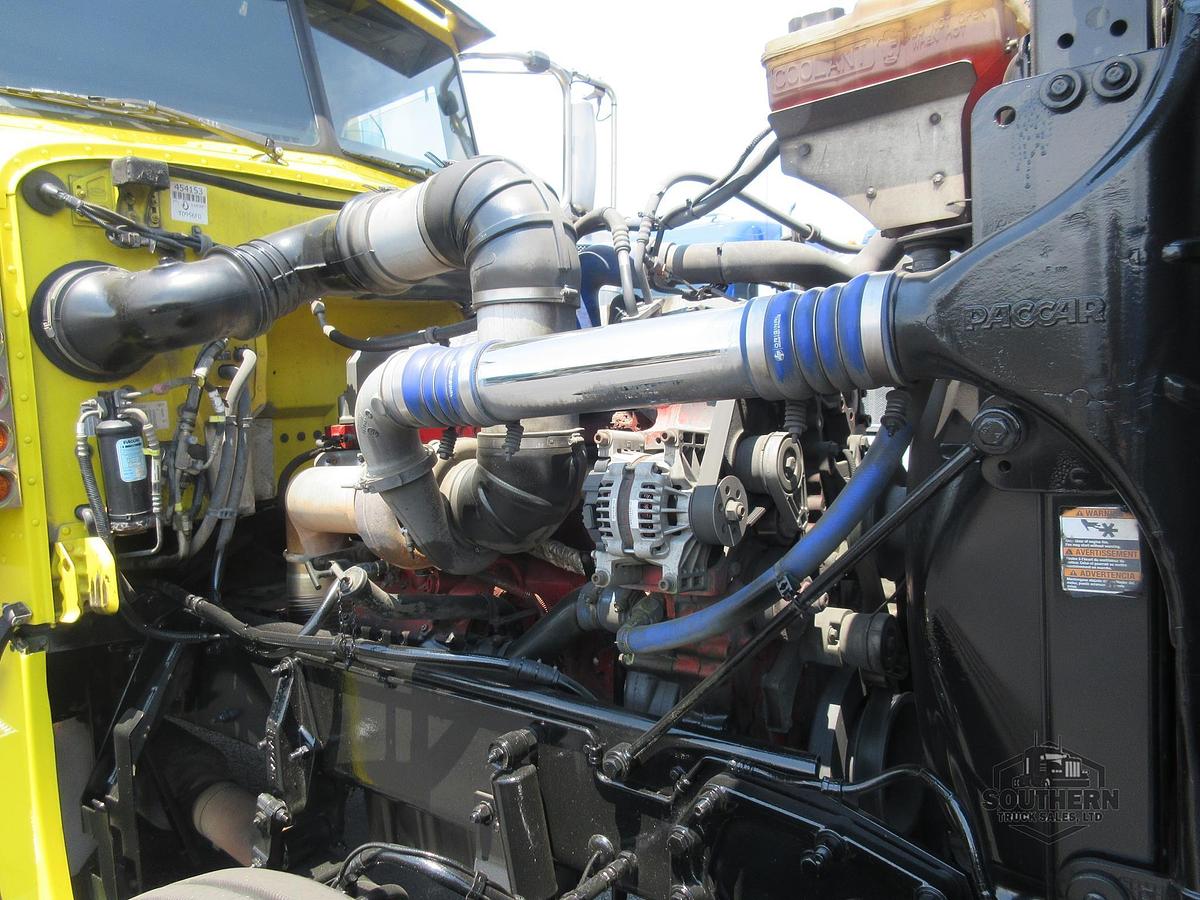 Used 2017 PETERBILT 389