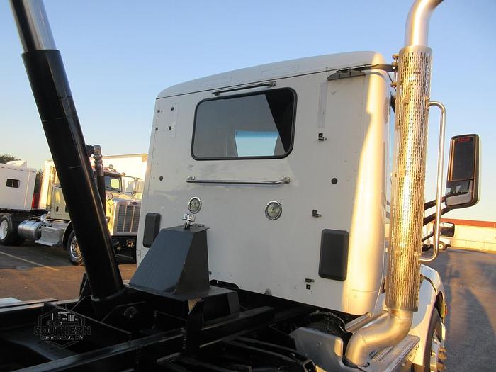 Used 2017 PETERBILT 579