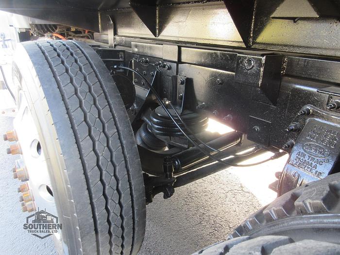 Used 2019 PETERBILT 567