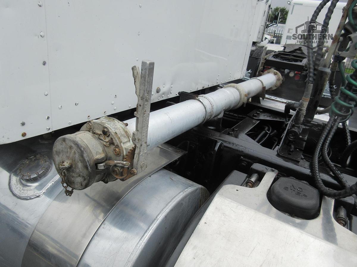 Used 2015 KENWORTH T800