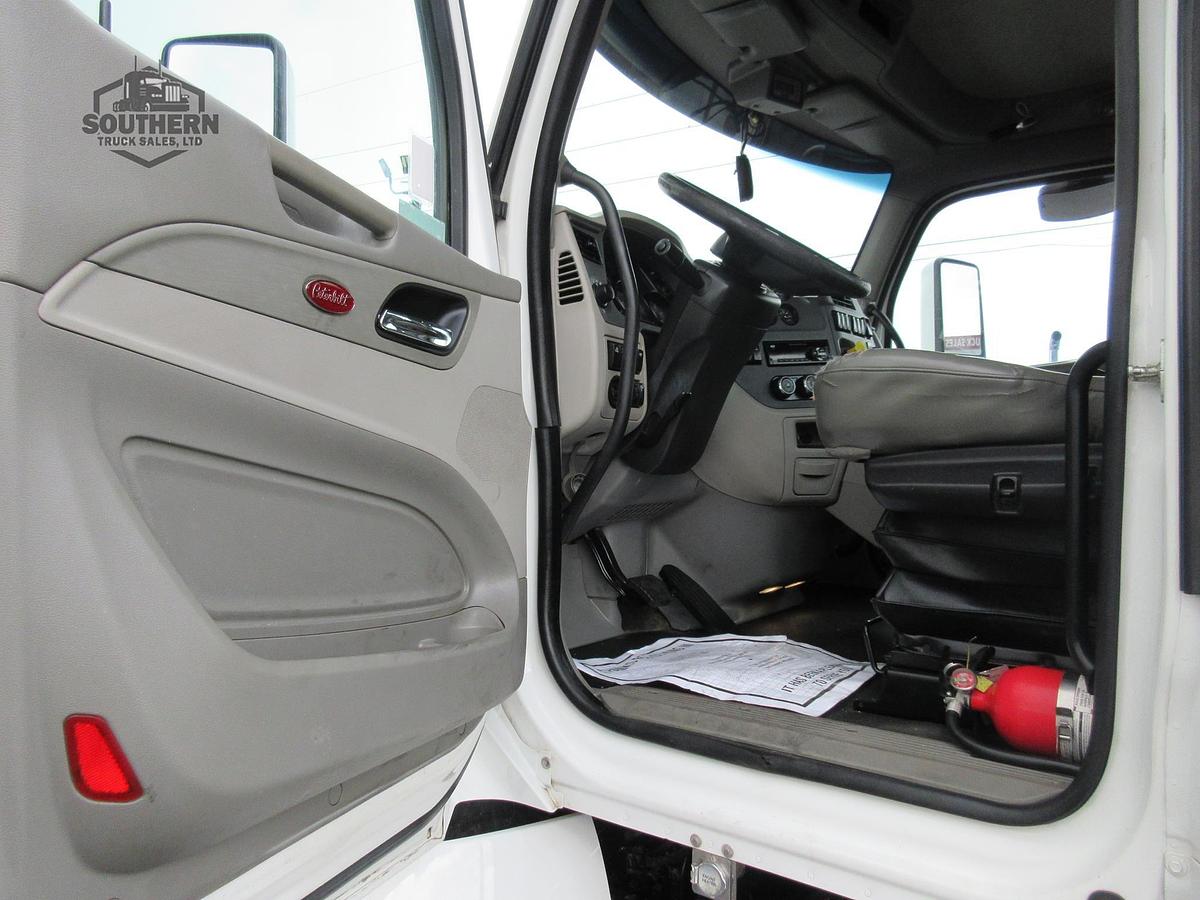 Used 2018 PETERBILT 579