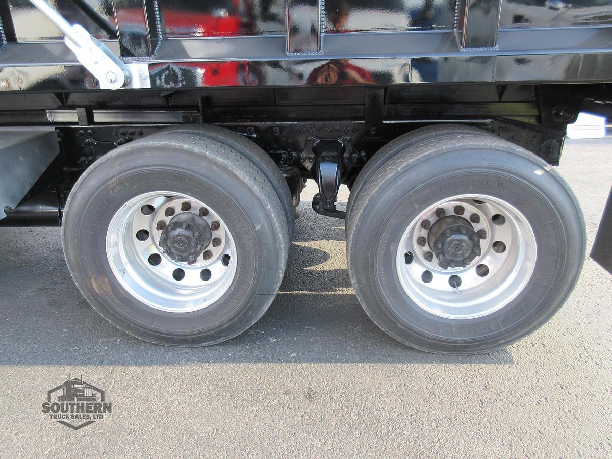 Used 2019 FREIGHTLINER CASCADIA 126