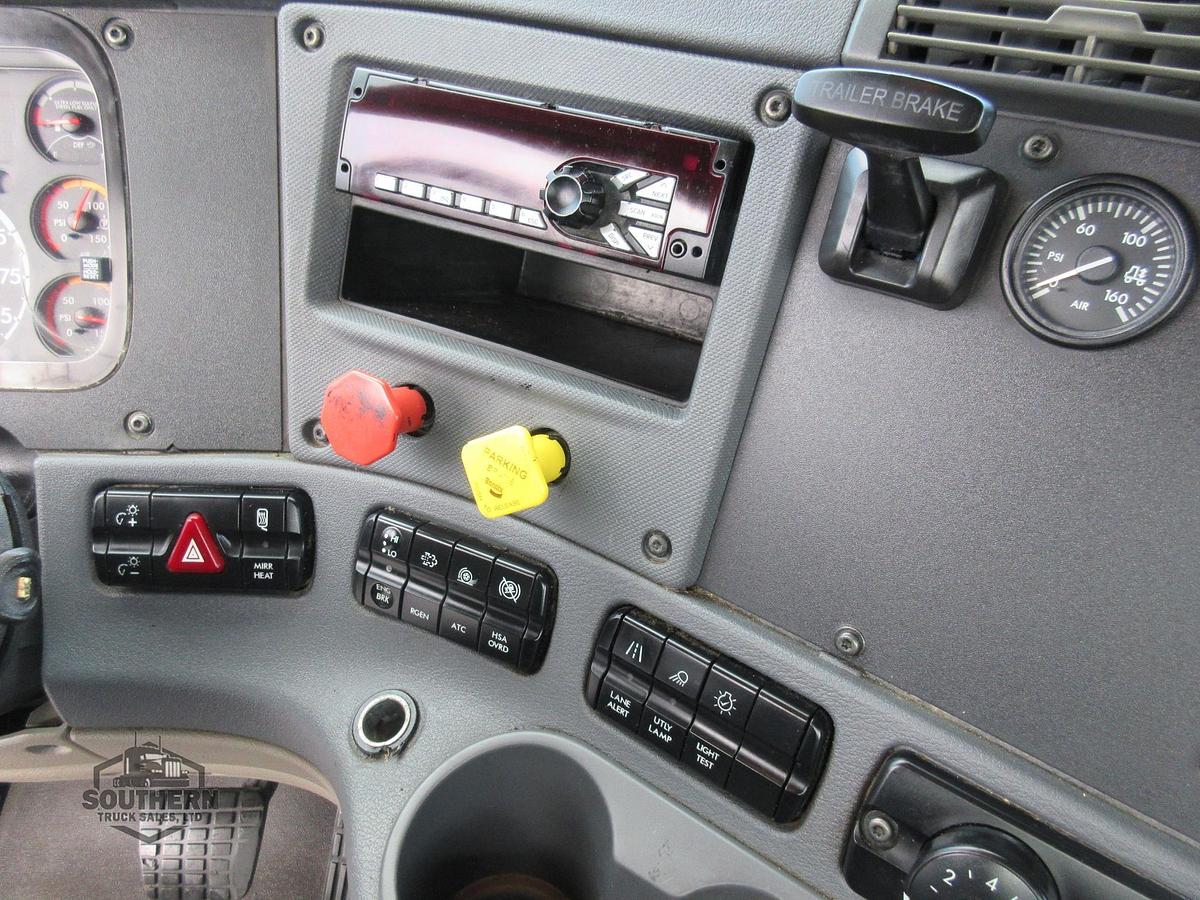 Used 2019 FREIGHTLINER CASCADIA 125