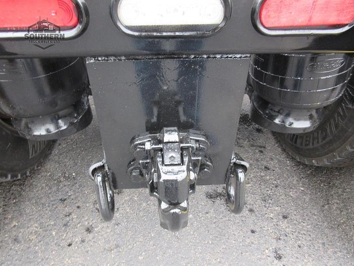 Used 2019 PETERBILT 567