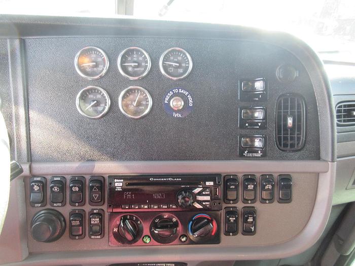 Used 2014 PETERBILT 389