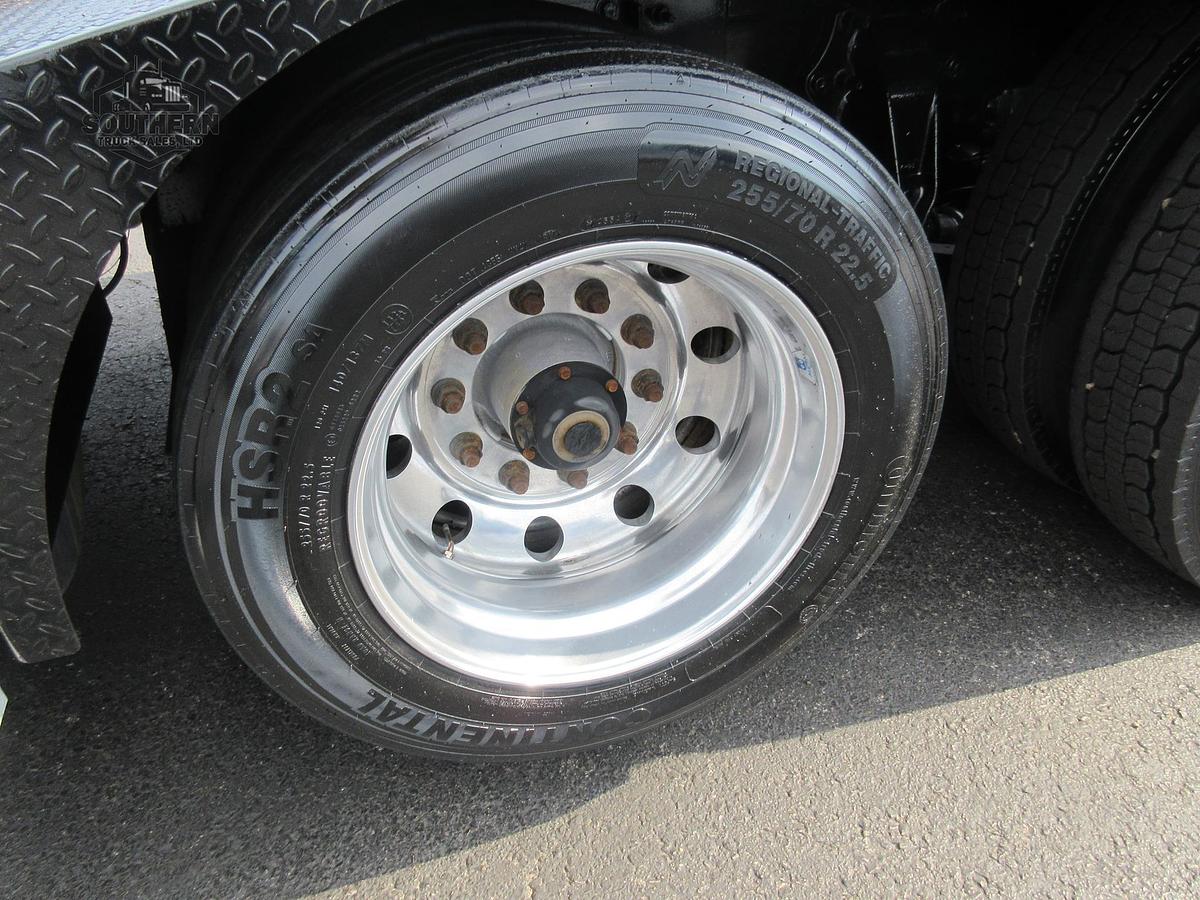 Used 2018 FREIGHTLINER CORONADO 122 SD