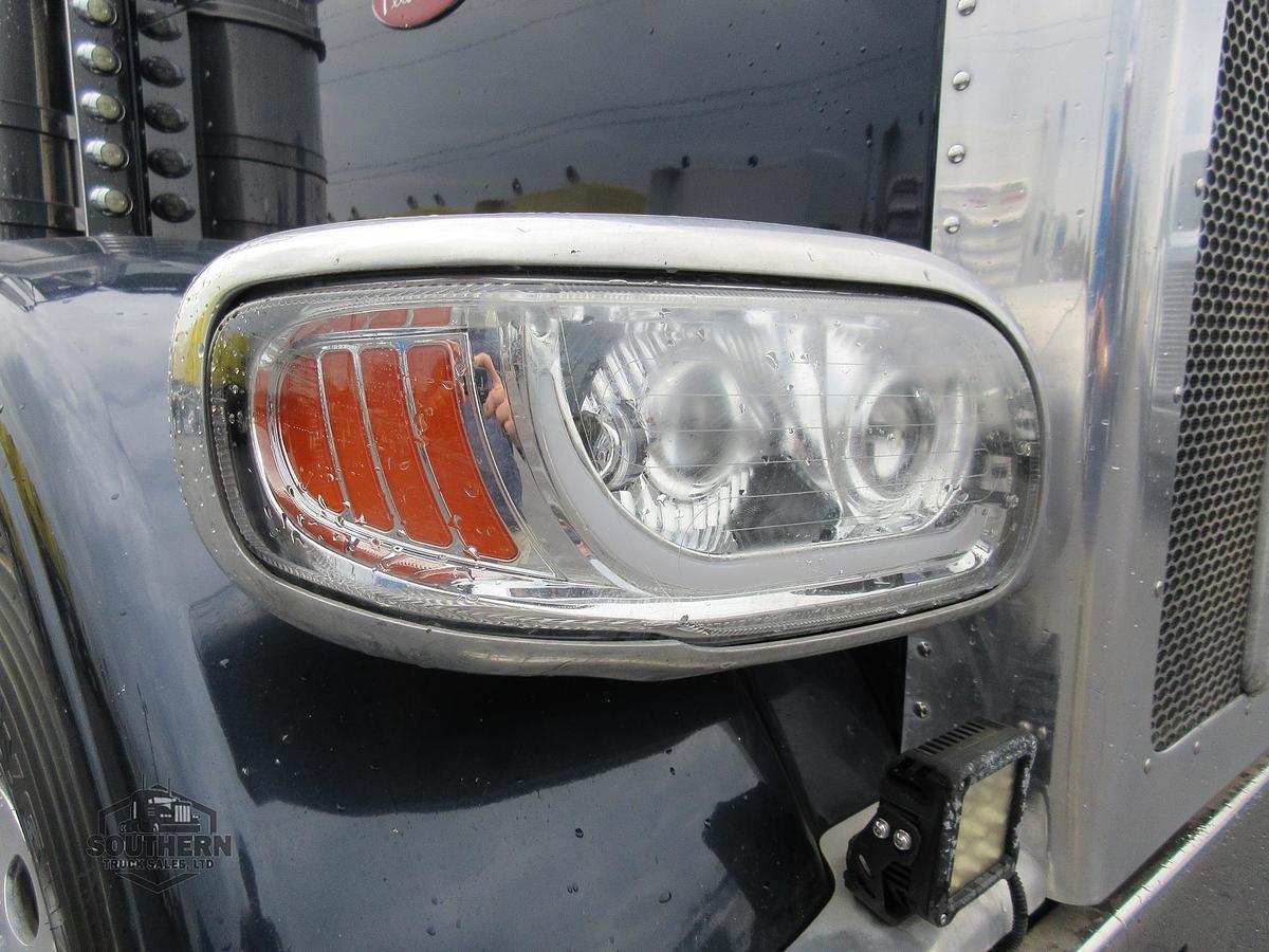 Used 2019 PETERBILT 389